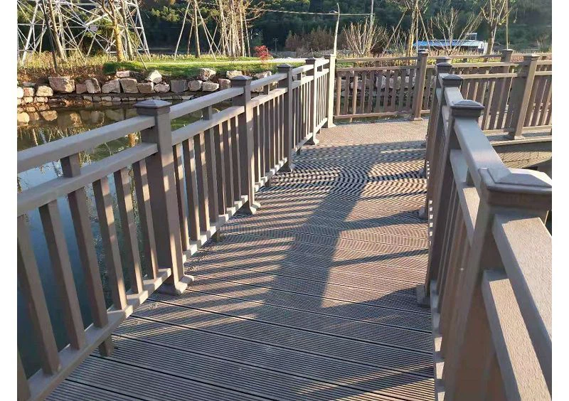 Teras Rumah dan Taman Luar Ruangan Instalasi Mudah WPC Railing